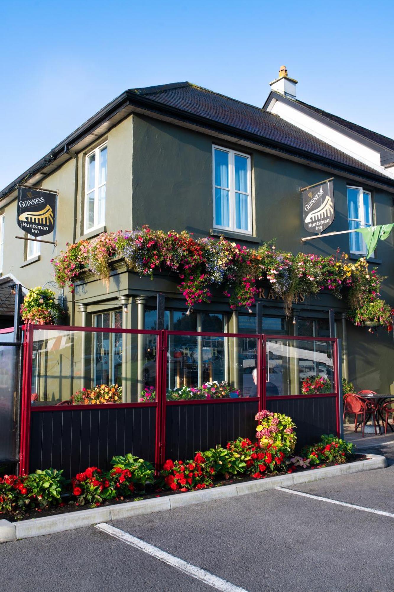 The Huntsman Inn Galway Exterior foto